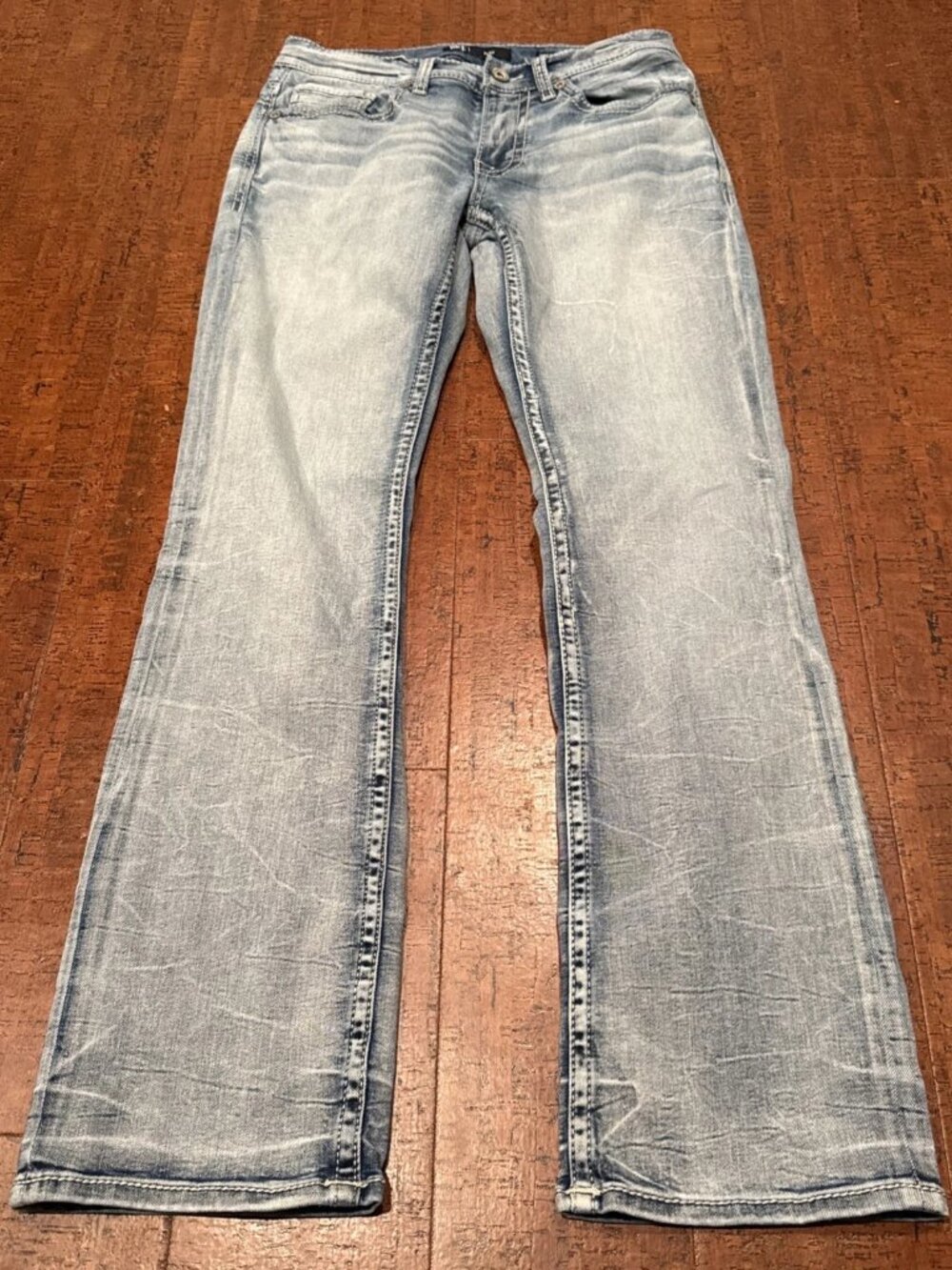 BKE Buckle Men’s 29X31 Aiden Bootcut Jeans Blue Light Wash Stretch Denim